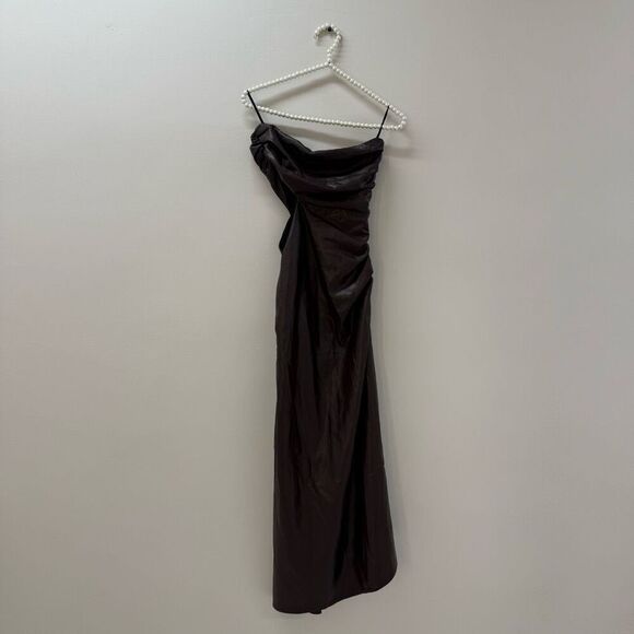 Sold  - Picture 5 of 9